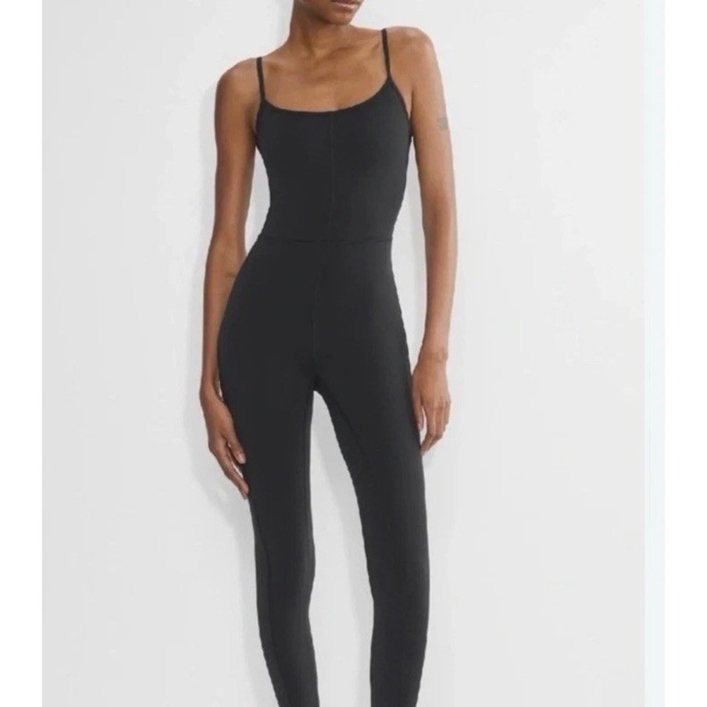 Wilfred Free Aritzia Jumpsuit Black XS Spaghetti Strap Yoga Unitard Romper